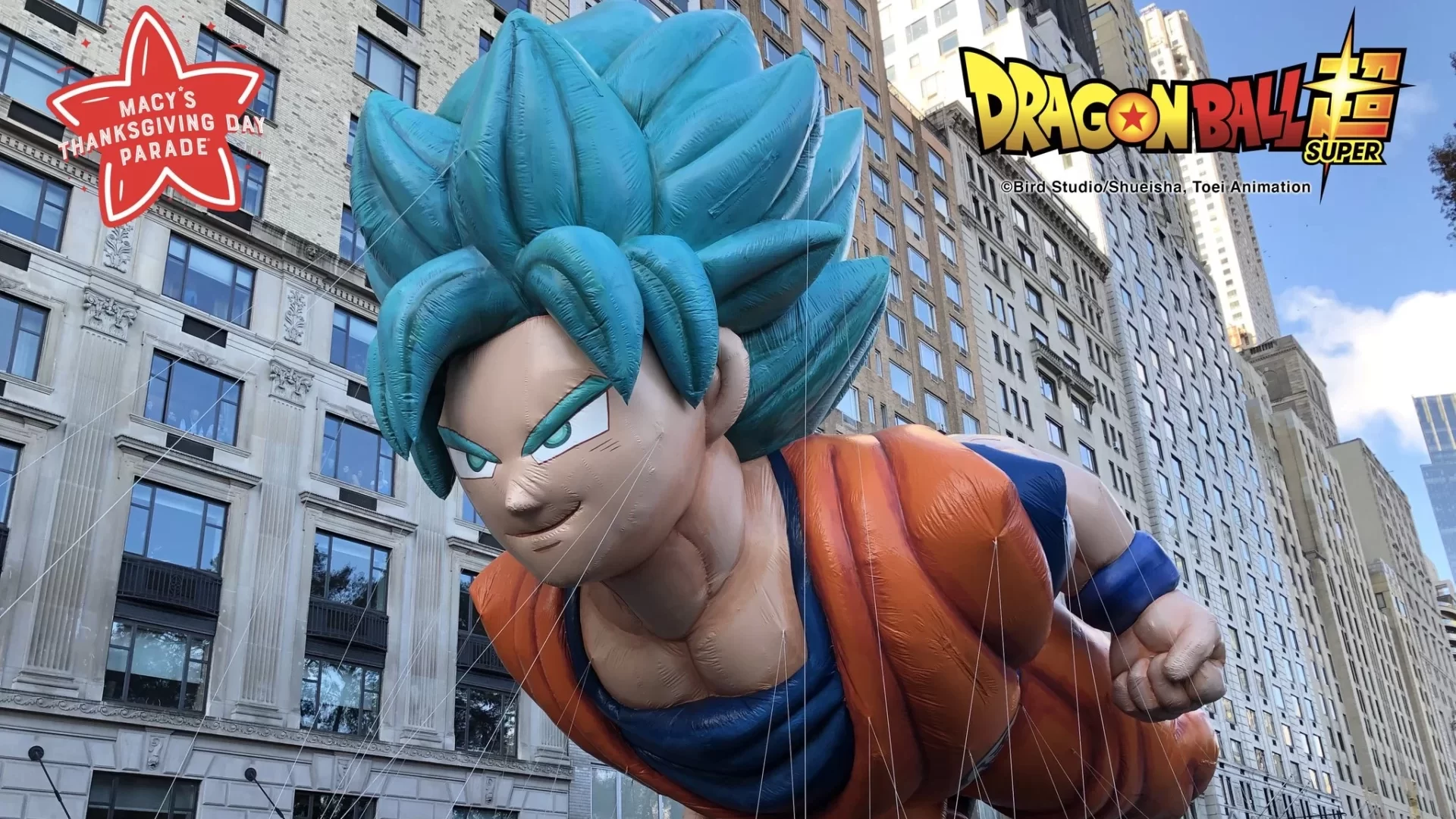 Goku-at-macys-parade